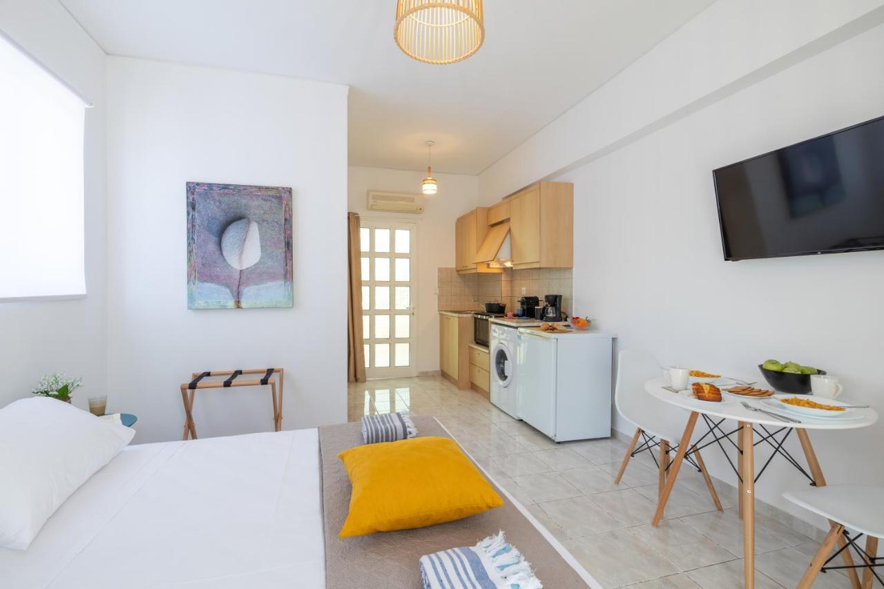 White House Studios & Apartments Argostoli  Exteriör bild